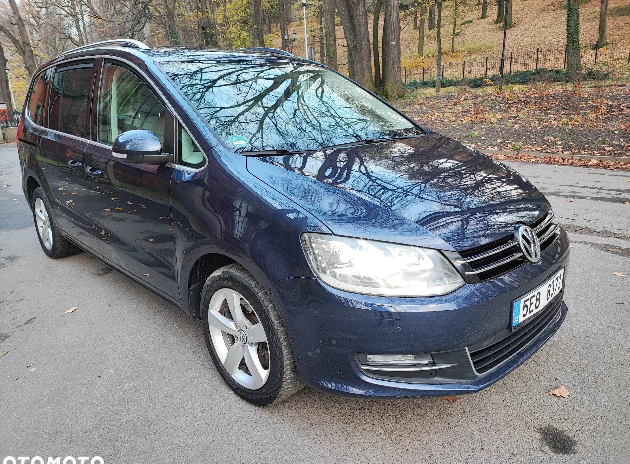 volkswagen Volkswagen Sharan cena 39800 przebieg: 224000, rok produkcji 2012 z Grodków